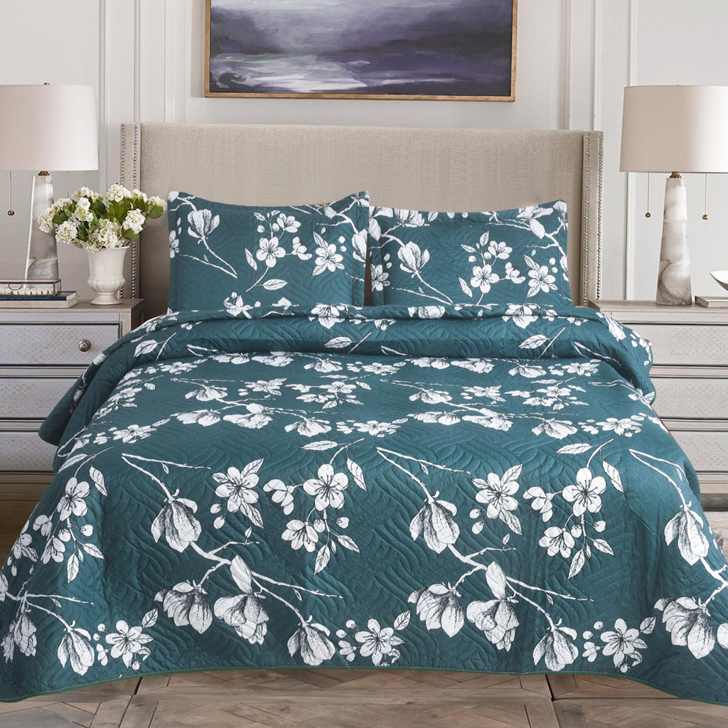 Luxury 3 Piece Bedding Set – Soft Microfibre Bedspread with Pillowcases | Lightweight & Cosy Bedspread-Milan