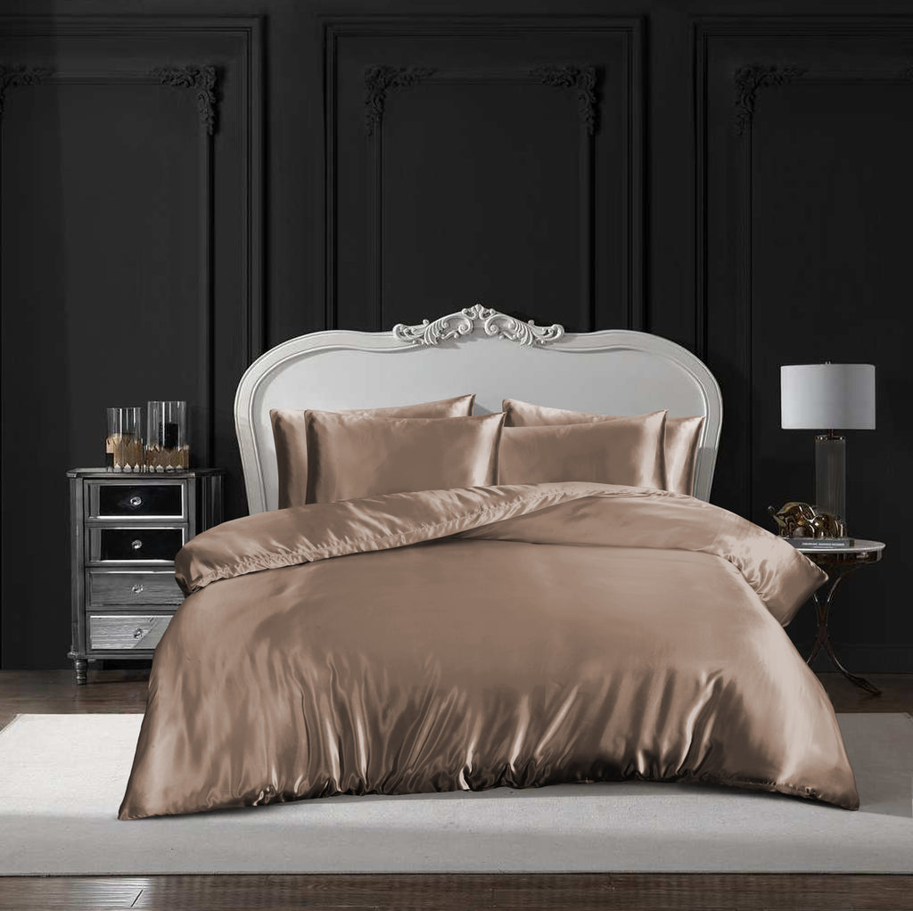MillPrice Luxury 10 Piece Satin Bedding Set Duvet Cover Fitted Sheet Pillowcases Sleep Mask & Hair Accessories