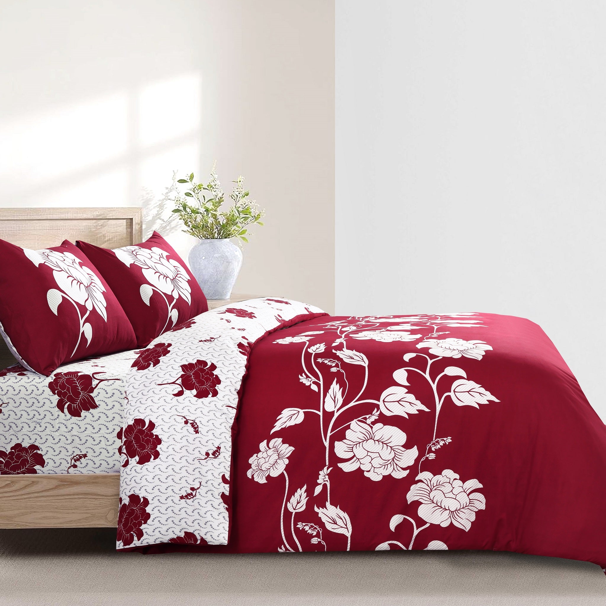 MillPrice Soft 4-Piece Bedding Set – Luxury Duvet Cover + Fitted Sheet And 2 Pillowcases