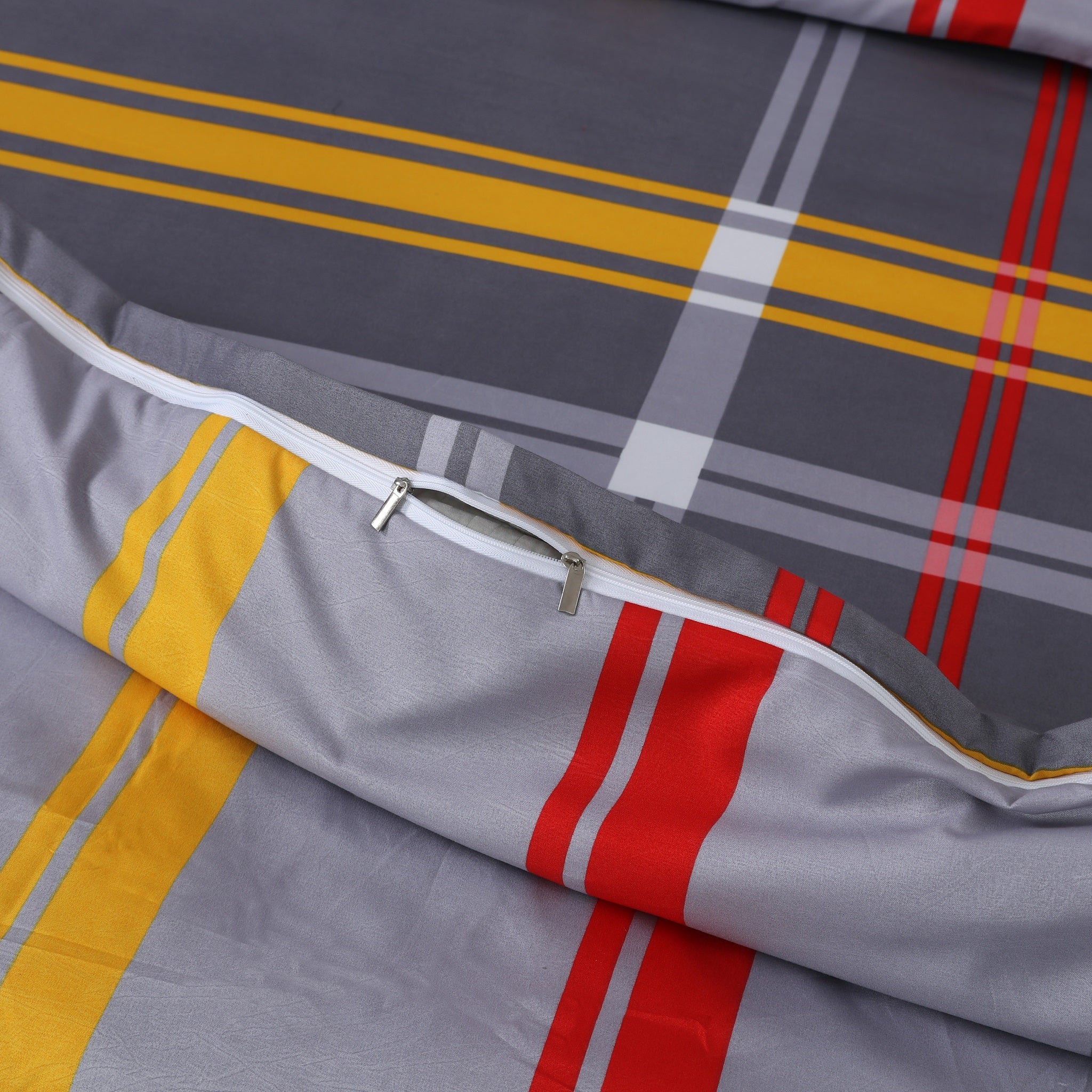 MillPrice 4-Piece Bedding Set – Effortless Bedroom Comfort