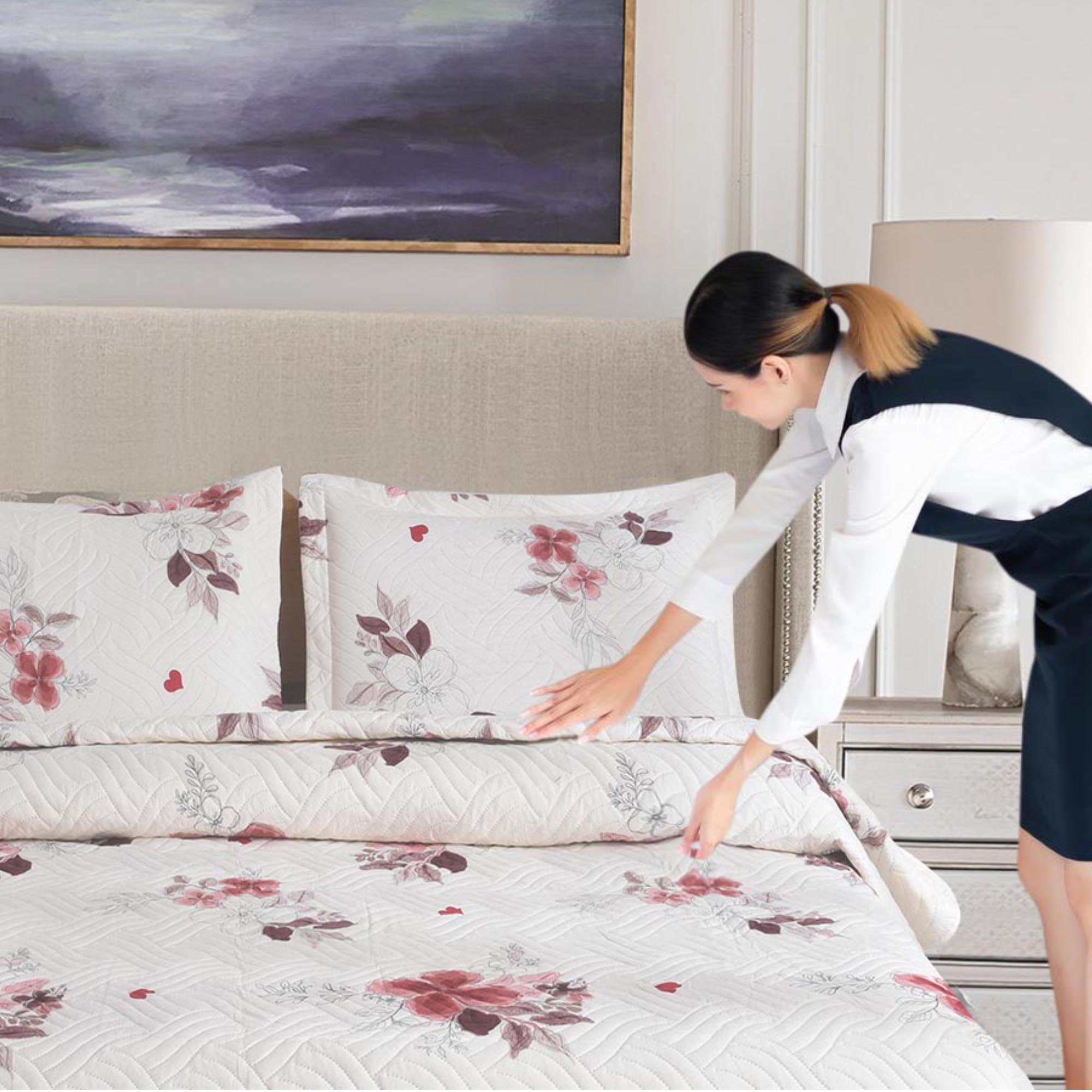 MillPrice Quilted 3-Piece Bedspread Set – Elegant Layered Comfort with Coordinated Pillowcases