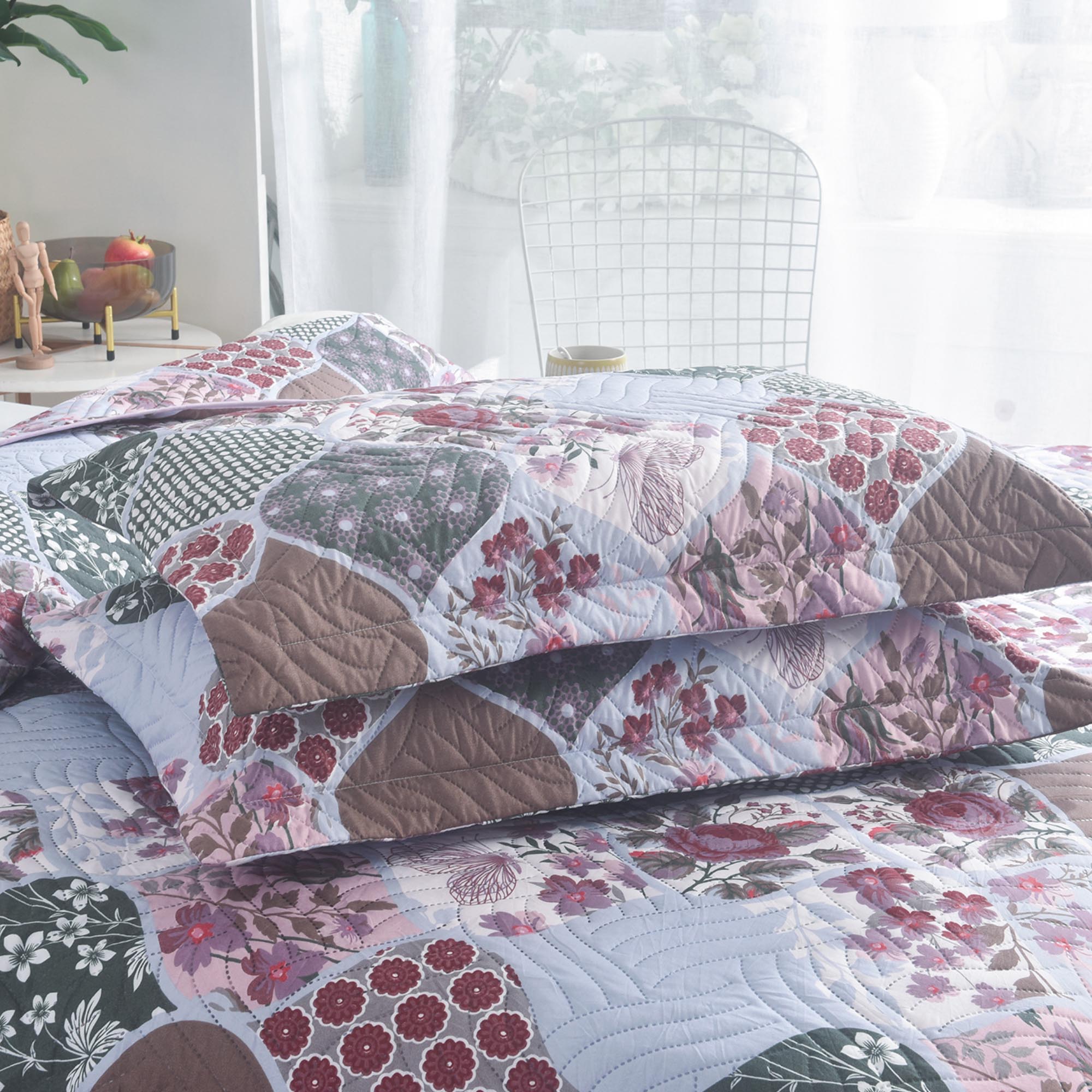 Luxury 3 Piece Bedding Set – Soft Microfibre Bedspread with Pillowcases | Lightweight & Cosy Bedspread-Milan