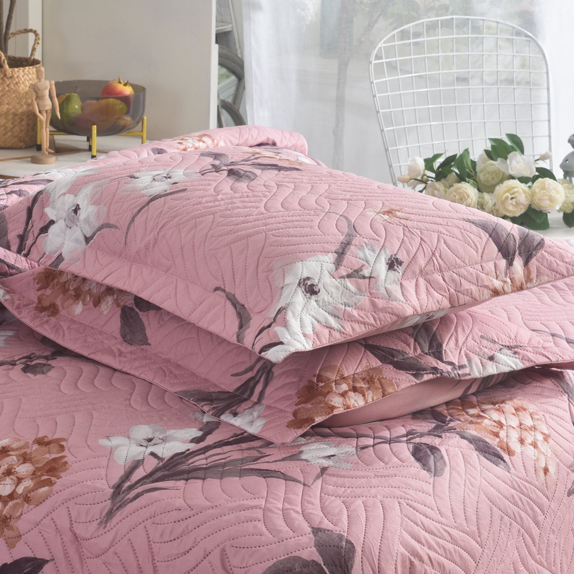 Luxury 3 Piece Bedding Set – Soft Microfibre Bedspread with Pillowcases | Lightweight & Cosy Bedspread-Milan