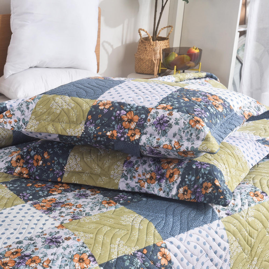 Luxury 3 Piece Bedding Set – Soft Microfibre Bedspread with Pillowcases | Lightweight & Cosy Bedspread-Milan
