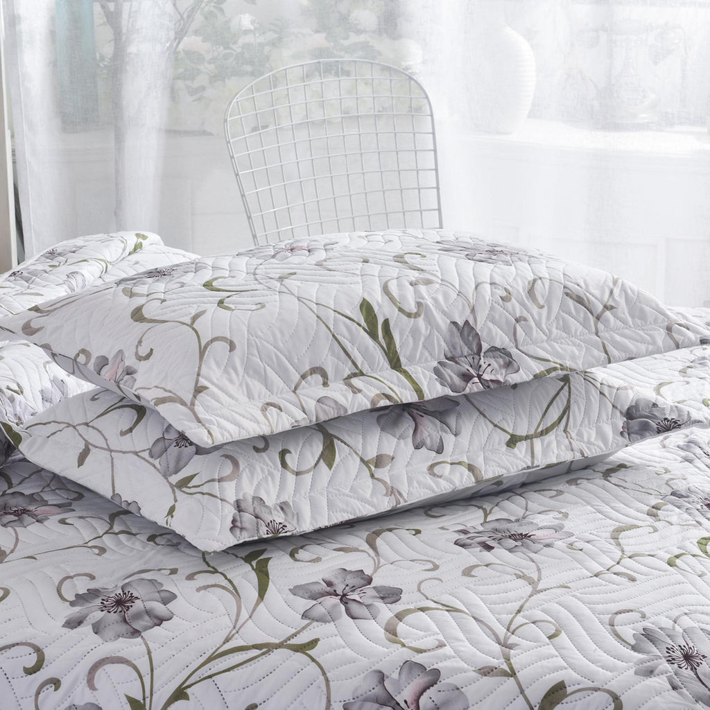 Luxury 3 Piece Bedding Set – Soft Microfibre Bedspread with Pillowcases | Lightweight & Cosy Bedspread-Milan