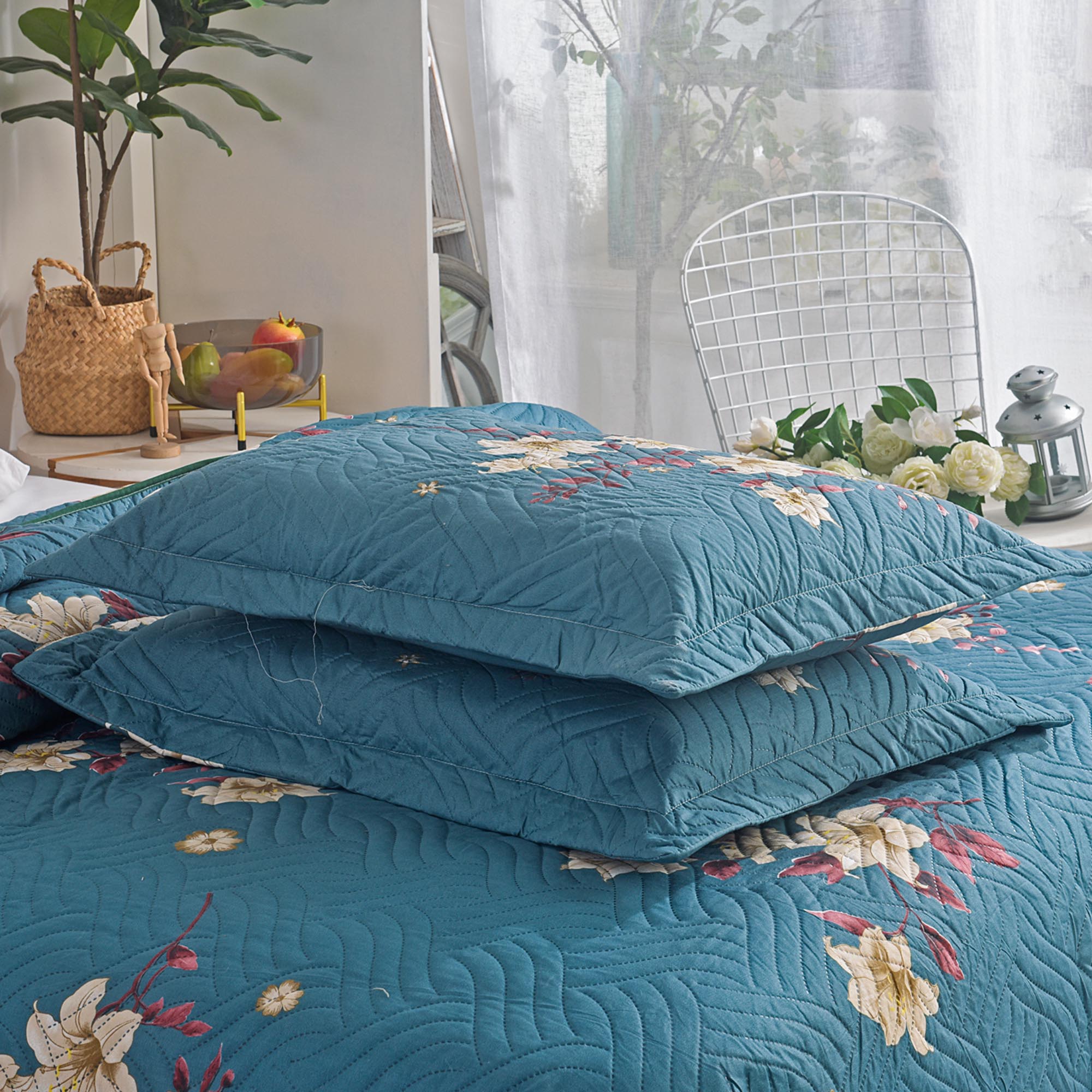 Luxury 3 Piece Bedding Set – Soft Microfibre Bedspread with Pillowcases | Lightweight & Cosy Bedspread-Milan