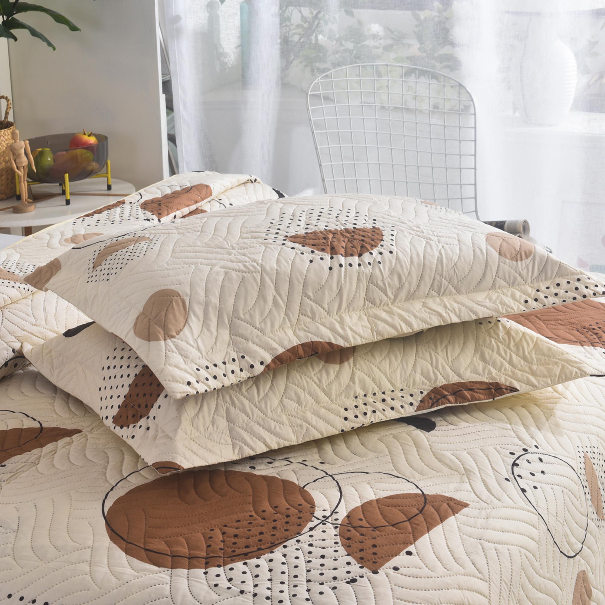 Luxury 3 Piece Bedding Set – Soft Microfibre Bedspread with Pillowcases | Lightweight & Cosy Bedspread-Milan
