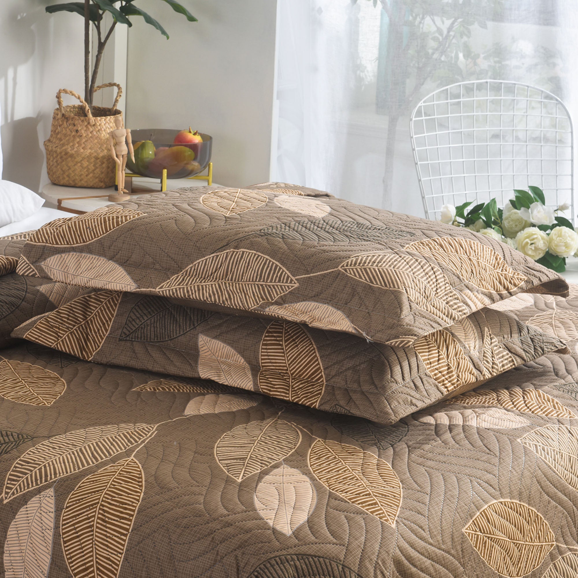 MillPrice Quilted 3-Piece Bedspread Set – Elegant Layered Comfort with Coordinated Pillowcases