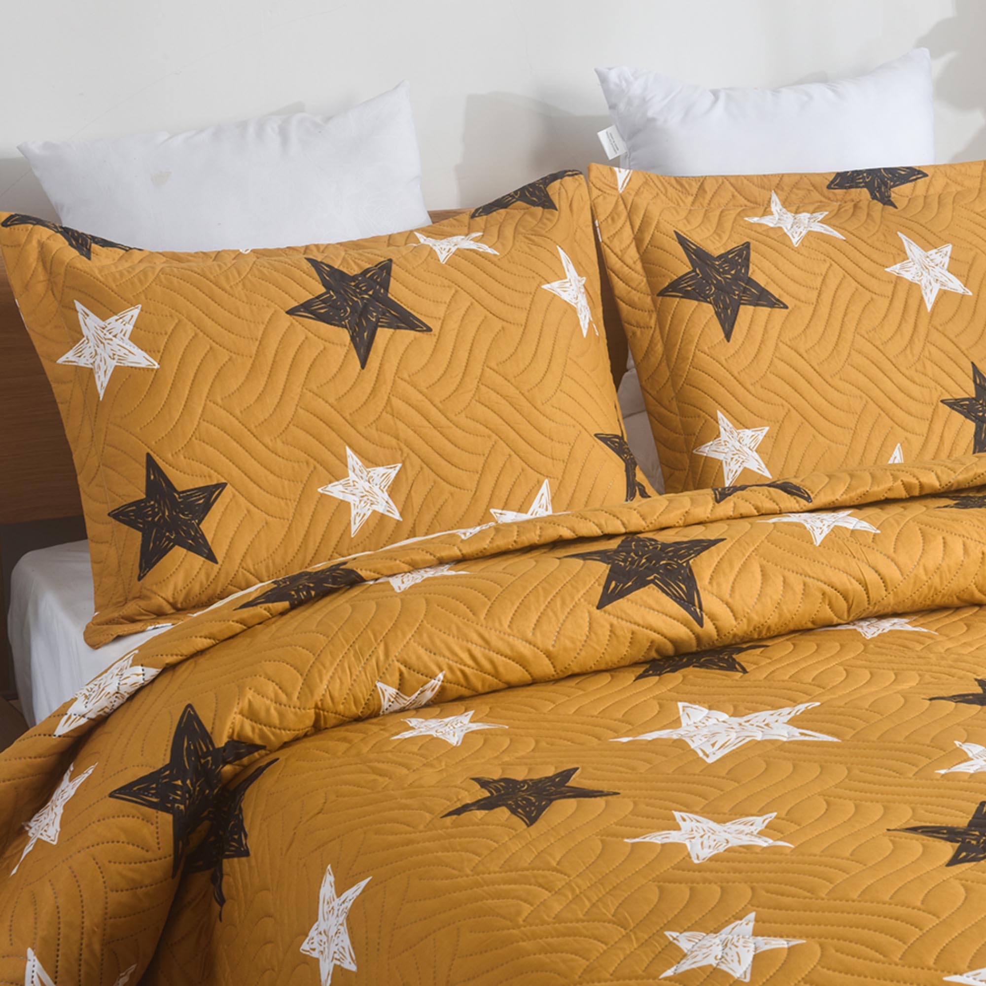 Luxury 3 Piece Bedding Set – Soft Microfibre Bedspread with Pillowcases | Lightweight & Cosy Bedspread-Milan