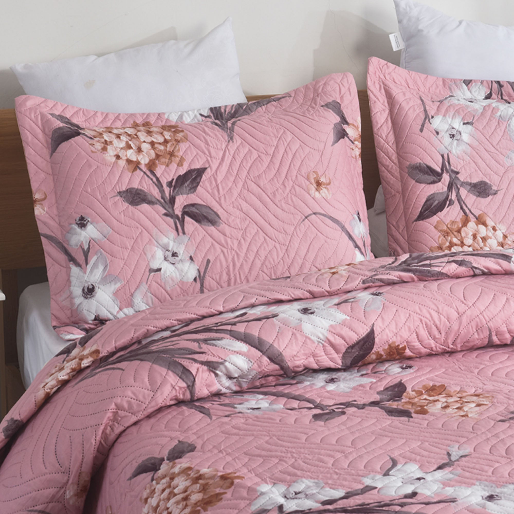 MillPrice Quilted 3-Piece Bedspread Set – Elegant Layered Comfort with Coordinated Pillowcases
