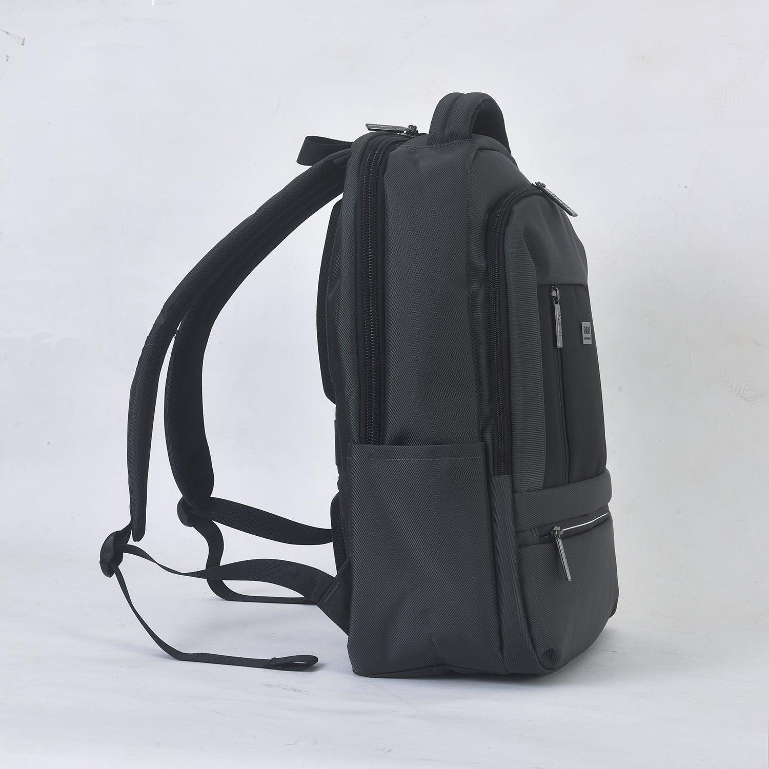 MillPrice Smart Backpack – Charge On The Go