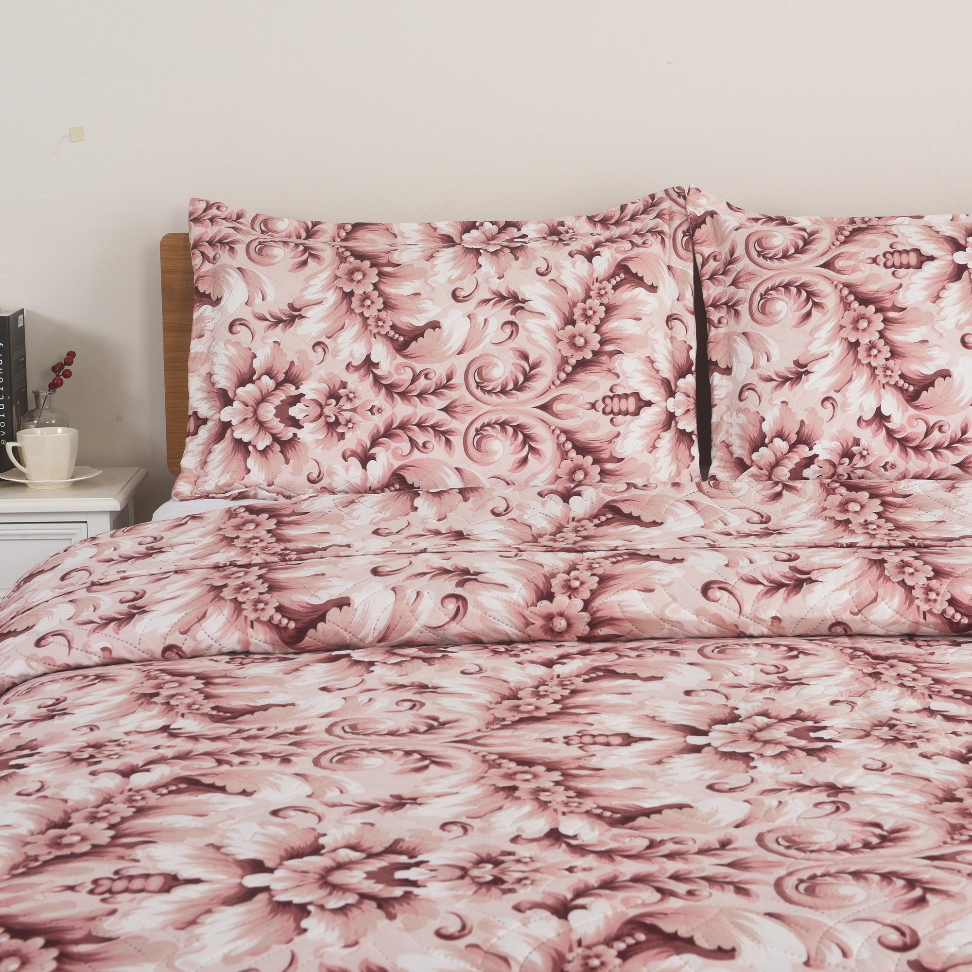 3 Piece Luxury Quilted Bedspread Set – Reversible Floral Patchwork Bedspread with Pillow Shams | Soft Microfibre Bed Throw for Double & King Size Beds