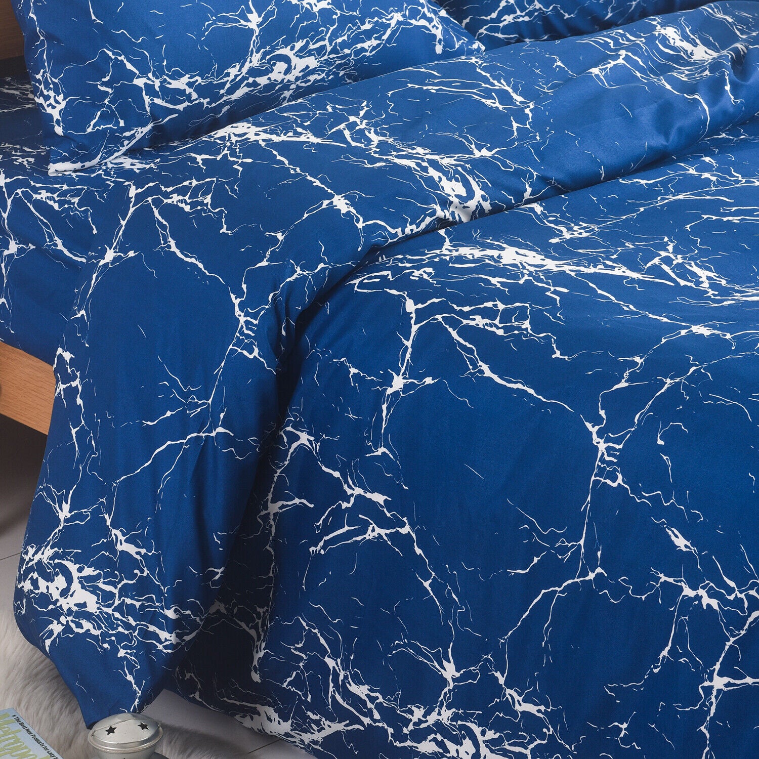 MillPrice Obsidian Marble Luxe Microfiber 4-Piece Bedding Set – Duvet Cover, Fitted Sheet & 2 Pillowcases