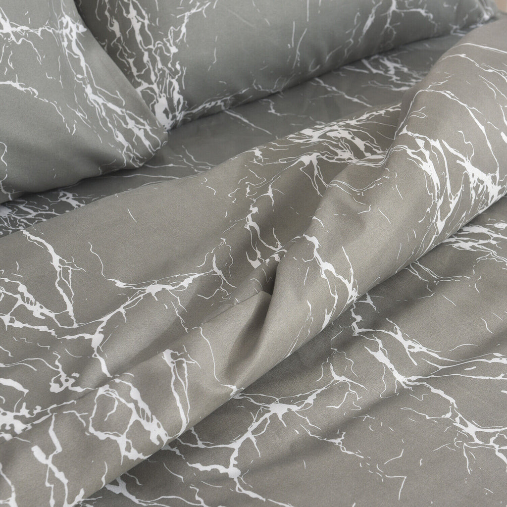 MillPrice Obsidian Marble Luxe Microfiber 4-Piece Bedding Set – Duvet Cover, Fitted Sheet & 2 Pillowcases