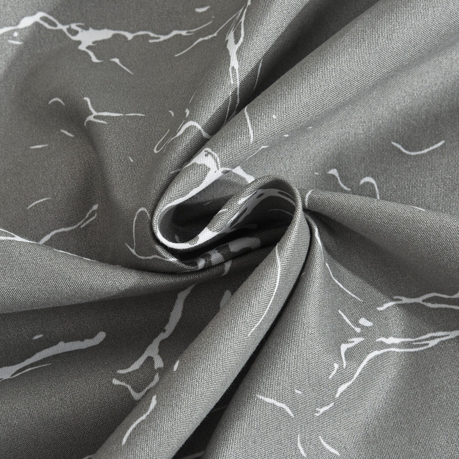 MillPrice Obsidian Marble Luxe Microfiber 4-Piece Bedding Set – Duvet Cover, Fitted Sheet & 2 Pillowcases