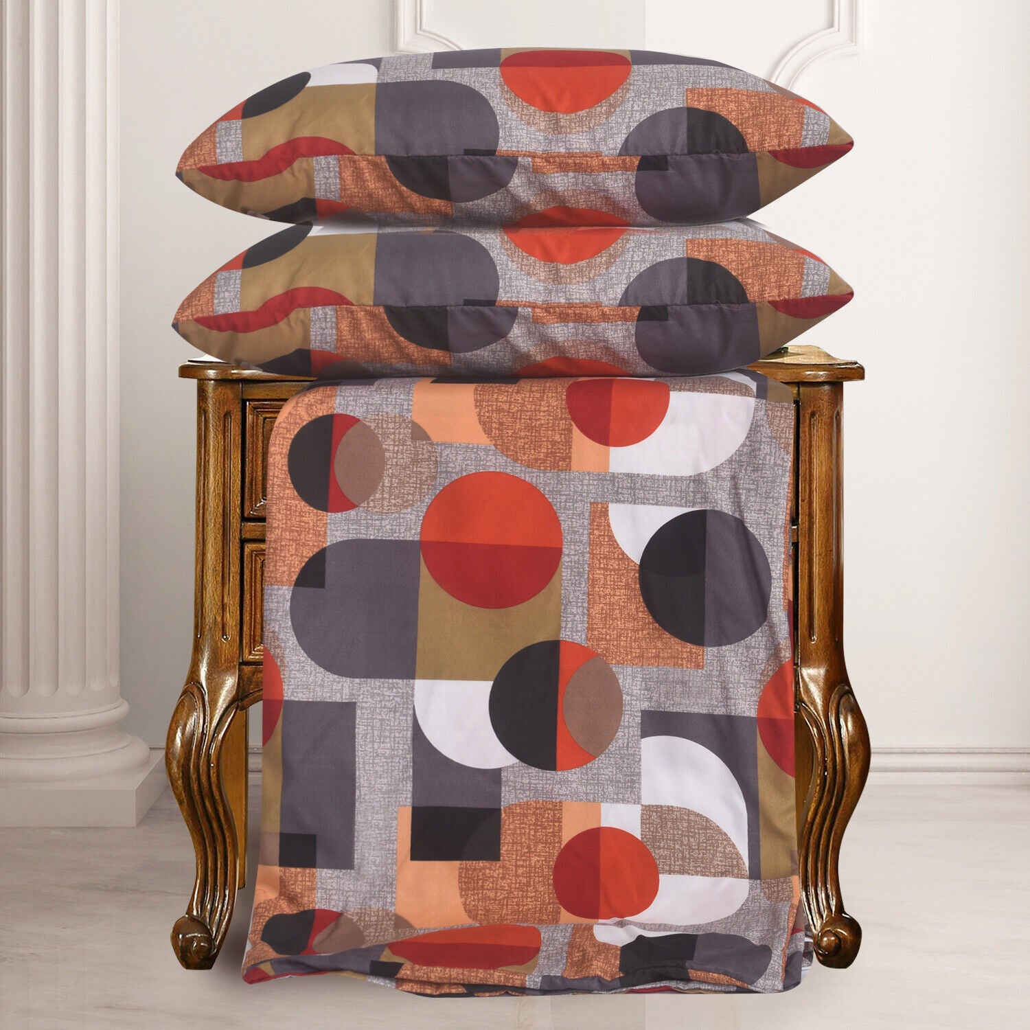 MillPrice 4-Piece Bedding Set – Refined Comfort in Signature Designs