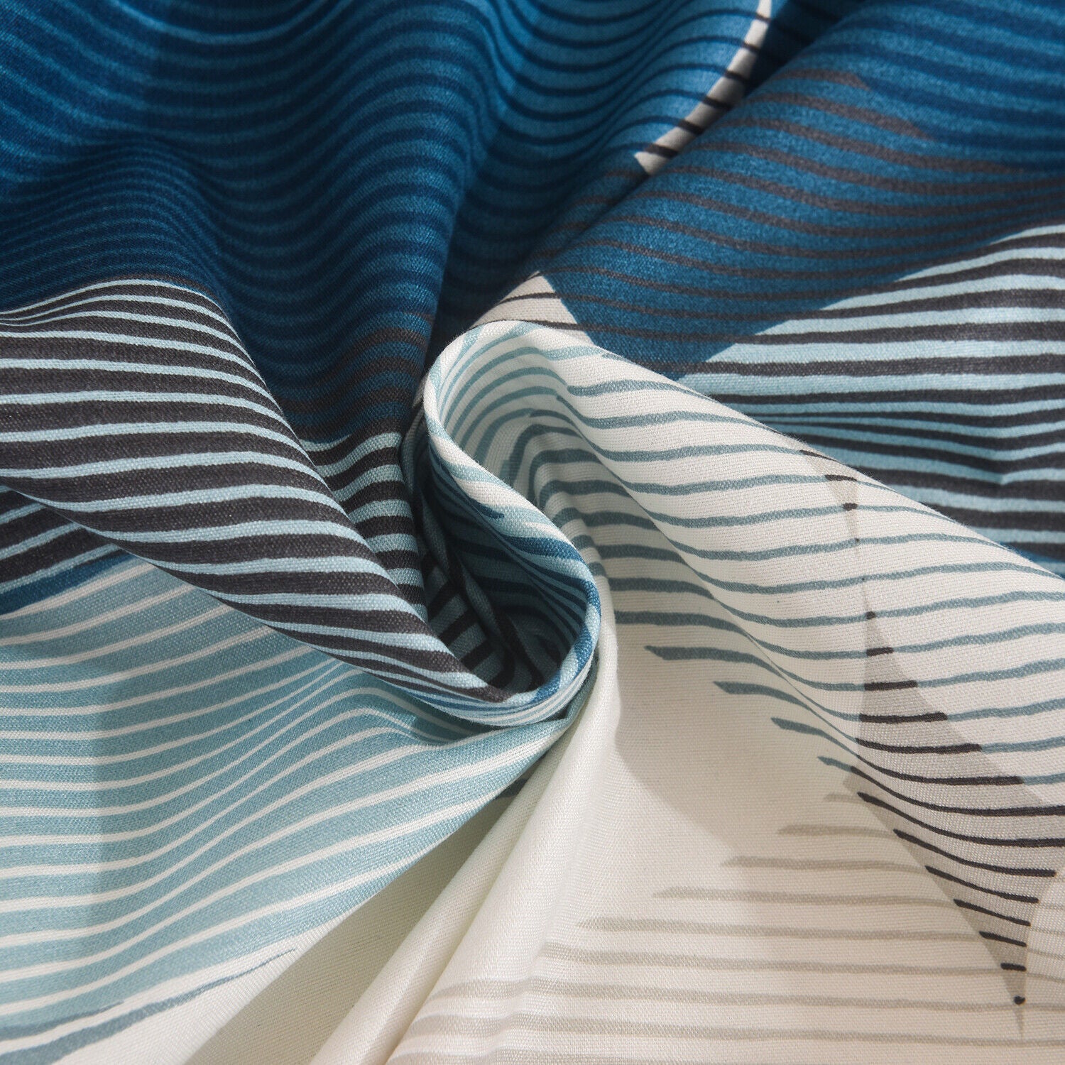 MillPrice 4-Piece Bedding Set – Refined Comfort in Signature Designs