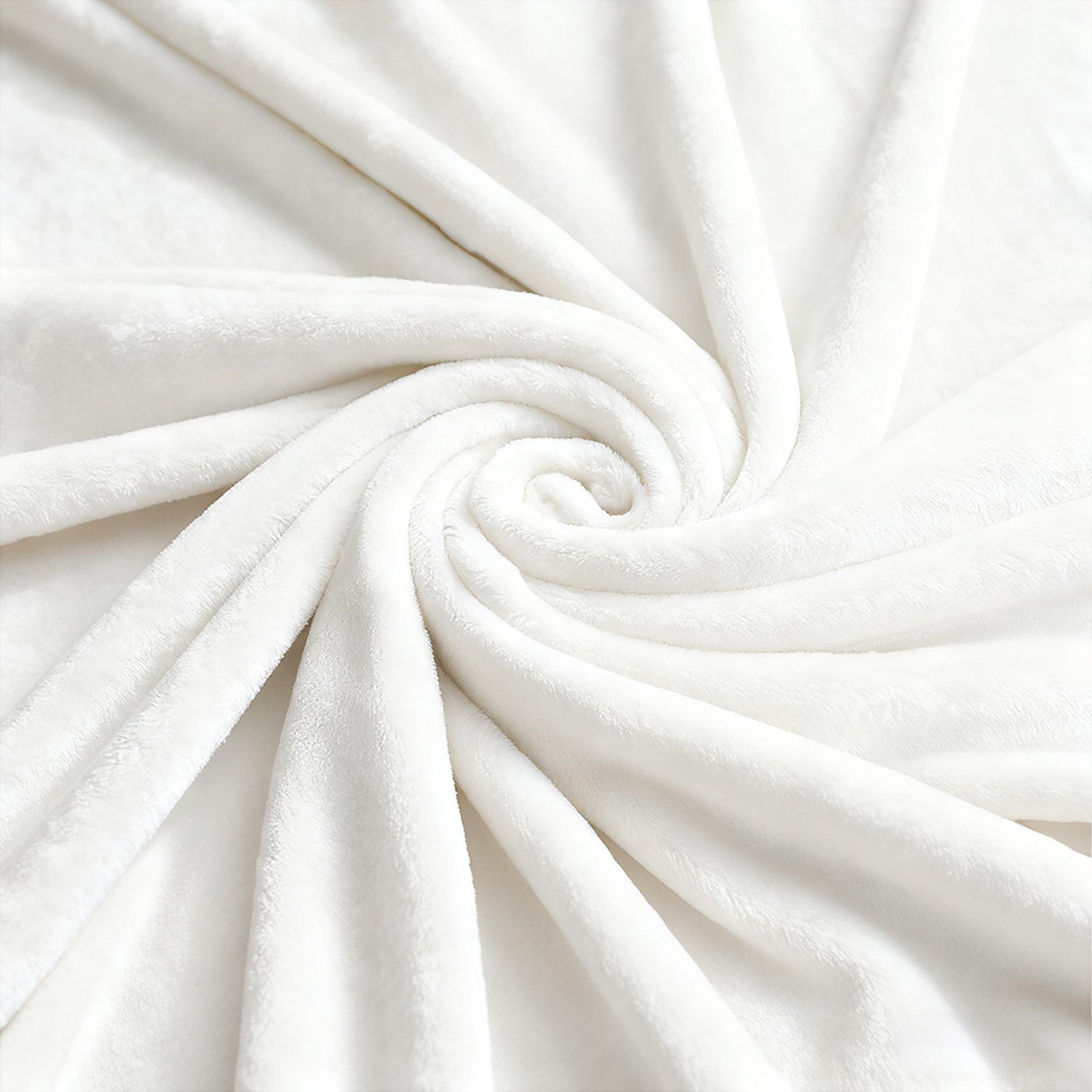 MillPrice Plain Fleece Throw Blanket – Soft Everyday Warmth