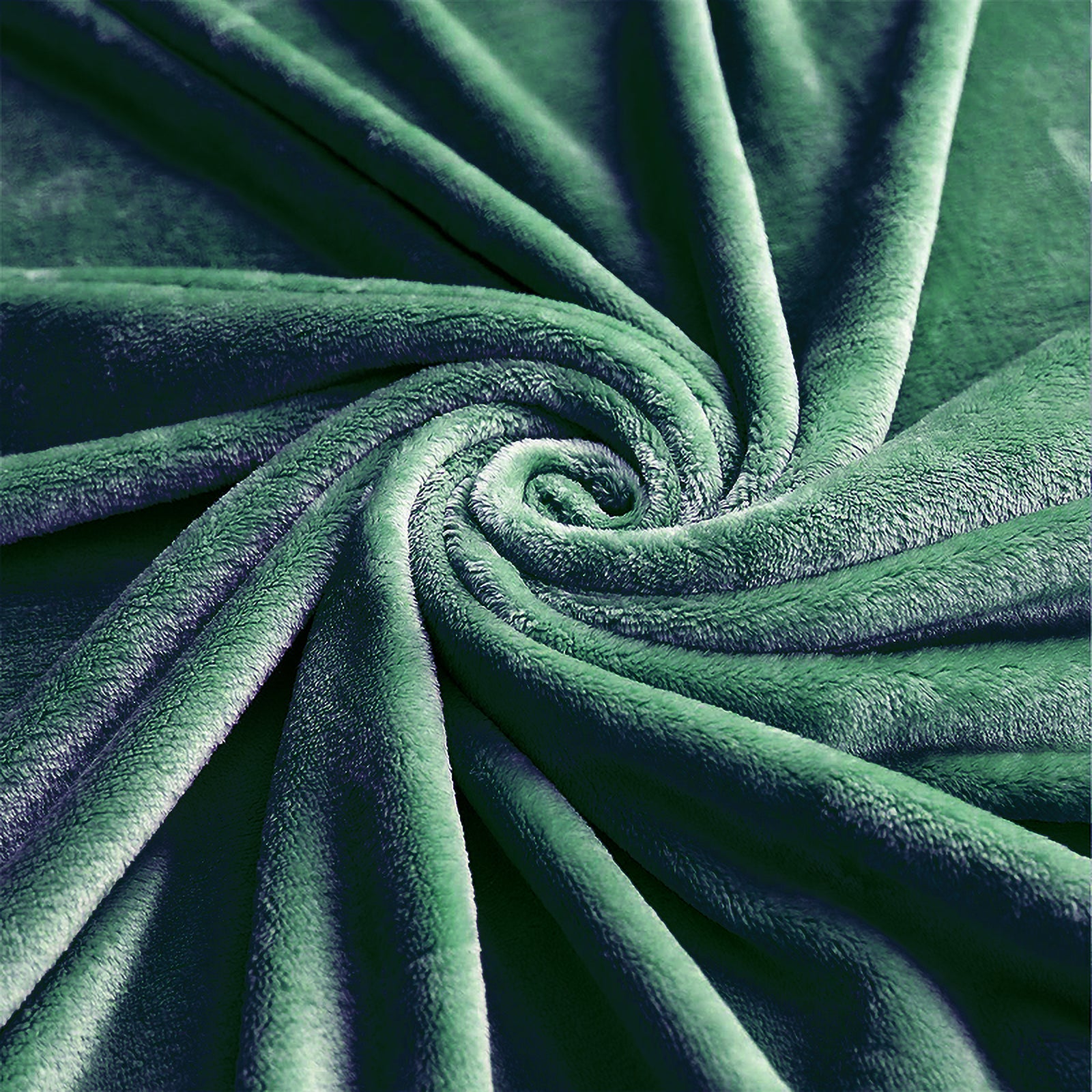 MillPrice Plain Fleece Throw Blanket – Soft Everyday Warmth