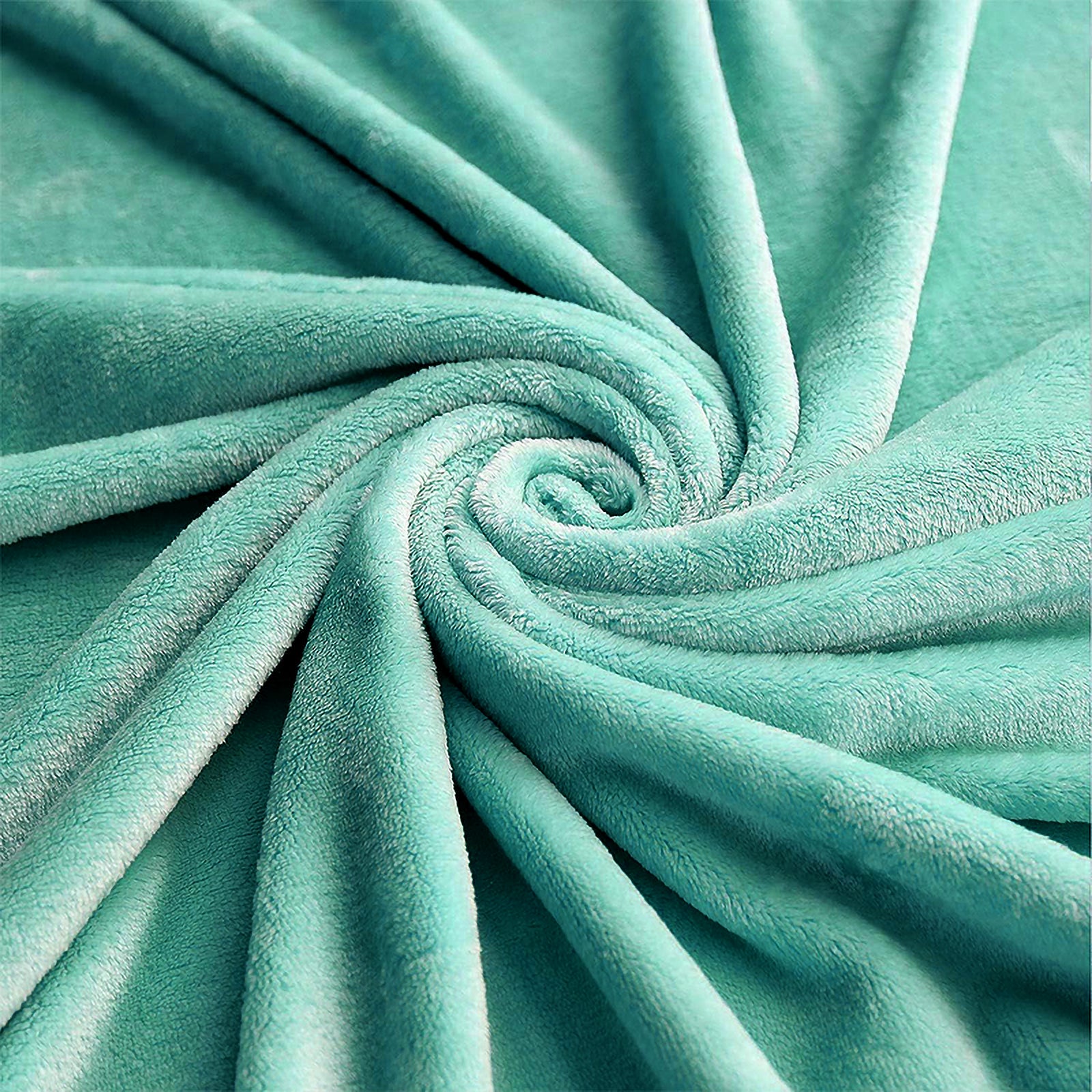 MillPrice Plain Fleece Throw Blanket – Soft Everyday Warmth