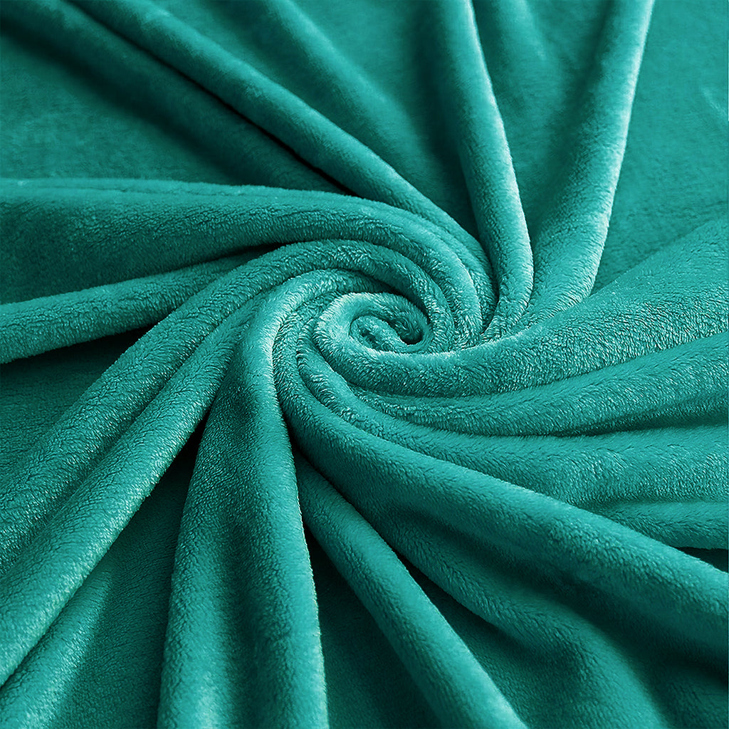 MillPrice Plain Fleece Throw Blanket – Soft Everyday Warmth