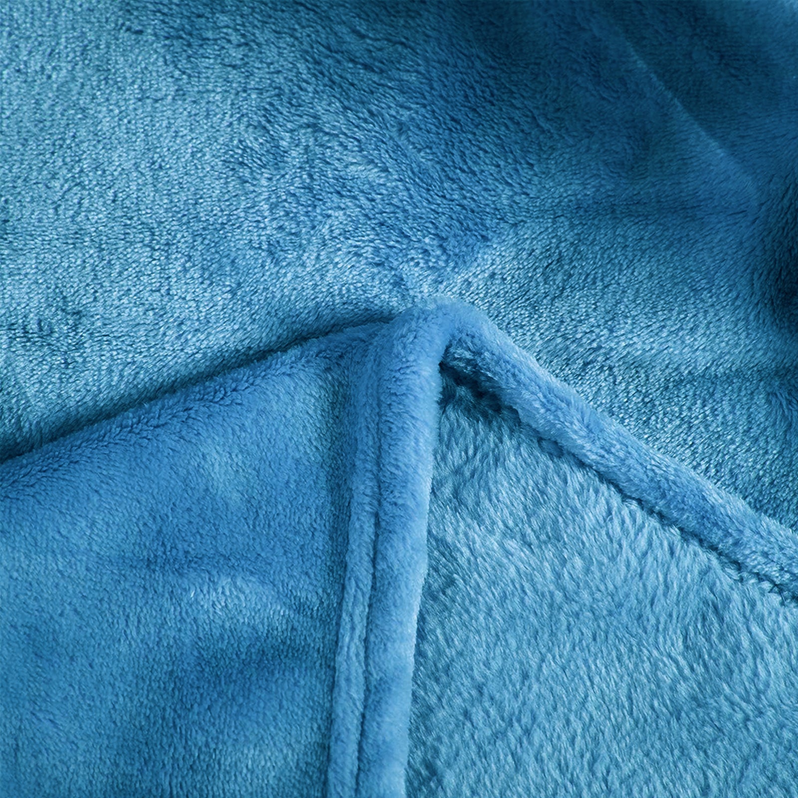 MillPrice Plain Fleece Throw Blanket – Soft Everyday Warmth