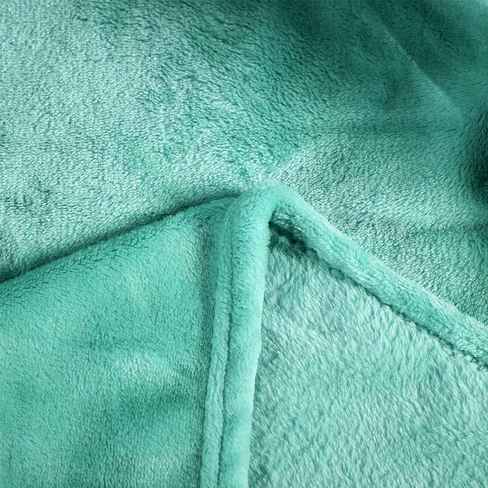MillPrice Plain Fleece Throw Blanket – Soft Everyday Warmth