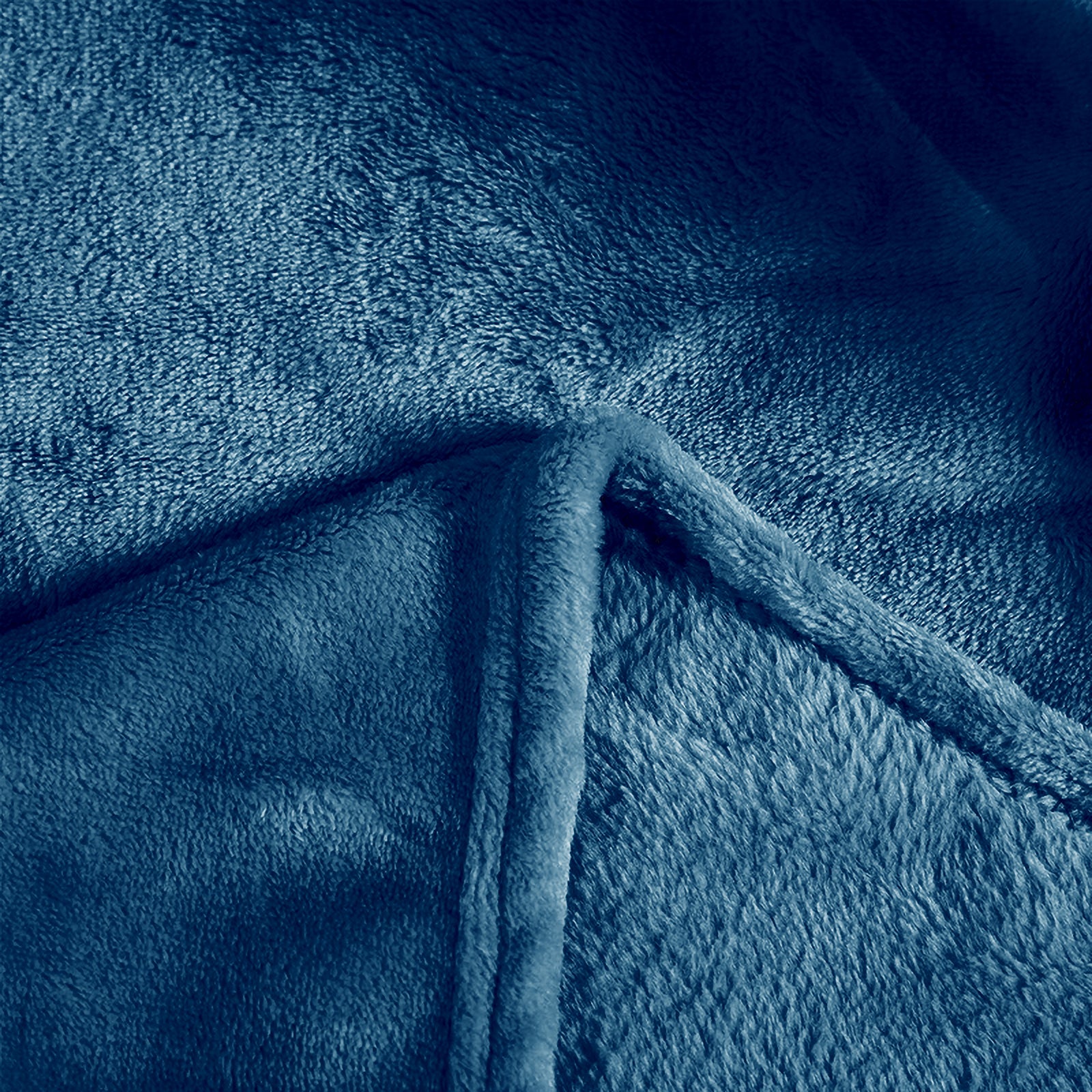 MillPrice Plain Fleece Throw Blanket – Soft Everyday Warmth