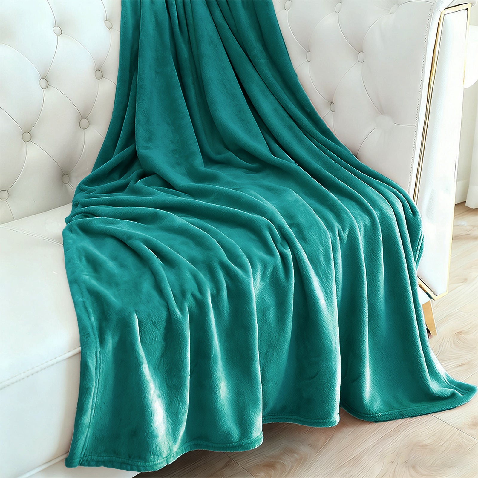 MillPrice Plain Fleece Throw Blanket – Soft Everyday Warmth