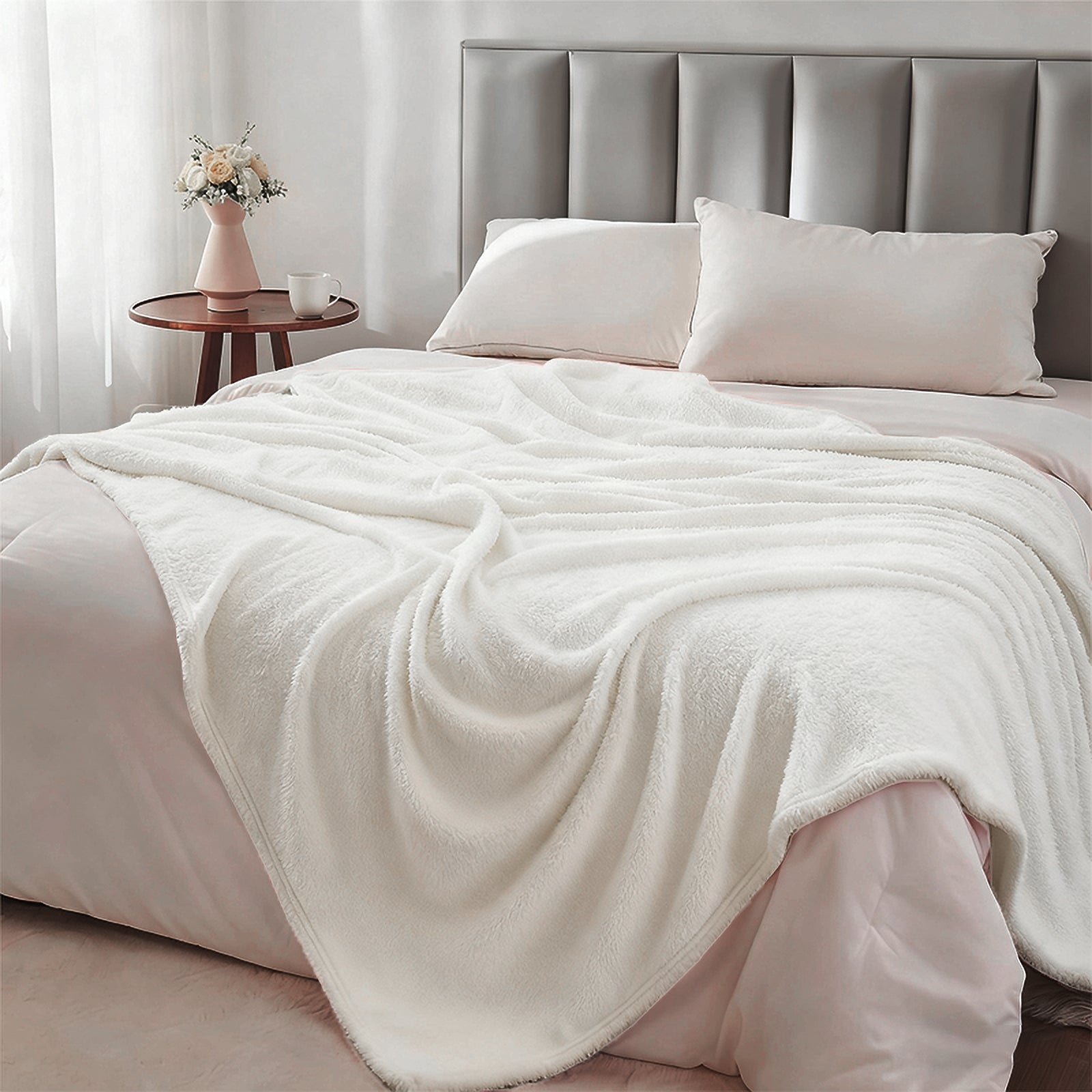 MillPrice Plain Fleece Throw Blanket – Soft Everyday Warmth