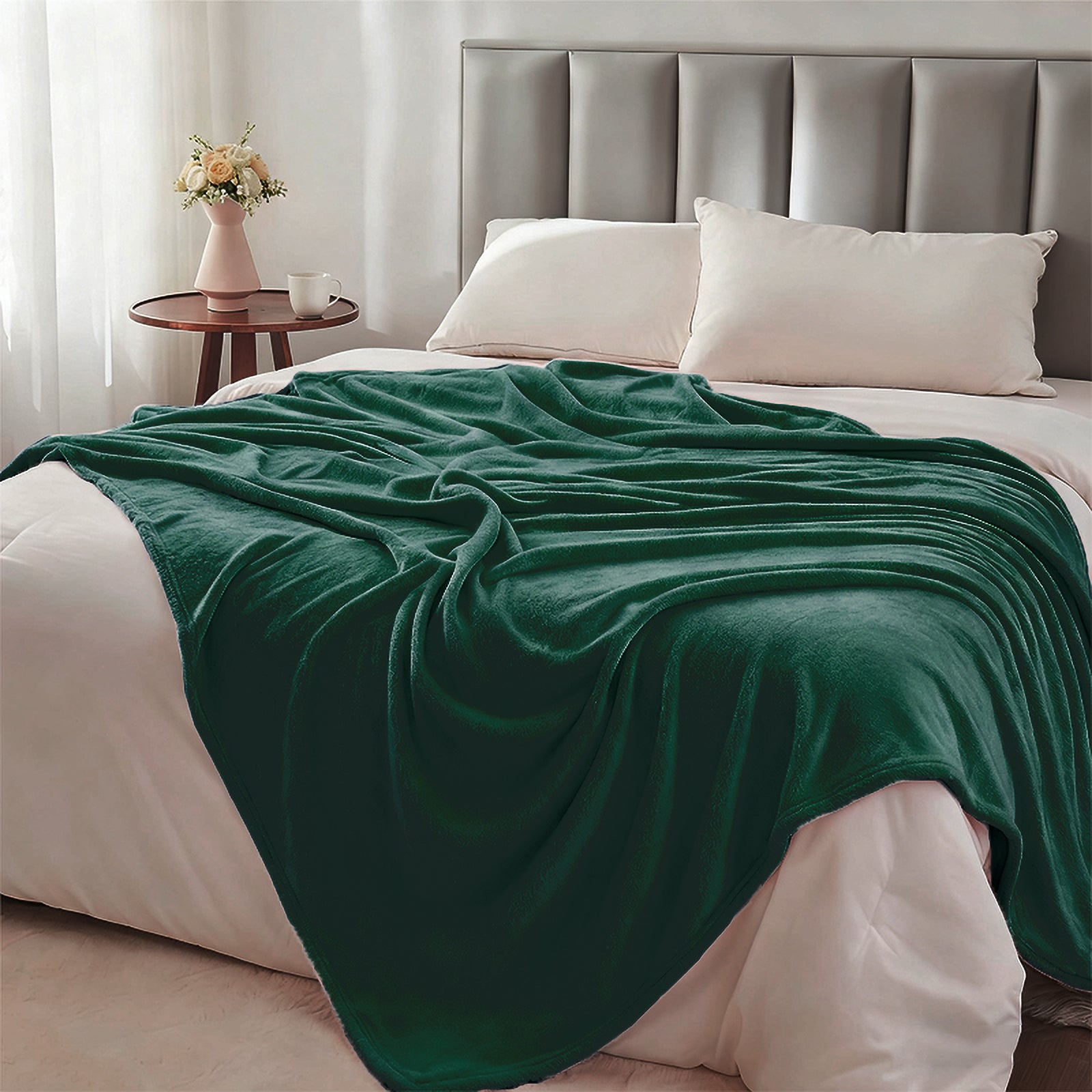 MillPrice Plain Fleece Throw Blanket – Soft Everyday Warmth