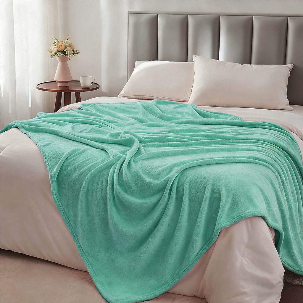 MillPrice Plain Fleece Throw Blanket – Soft Everyday Warmth