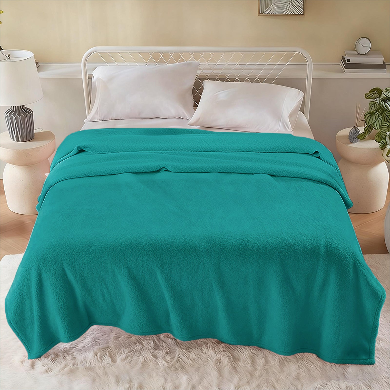 MillPrice Plain Fleece Throw Blanket – Soft Everyday Warmth